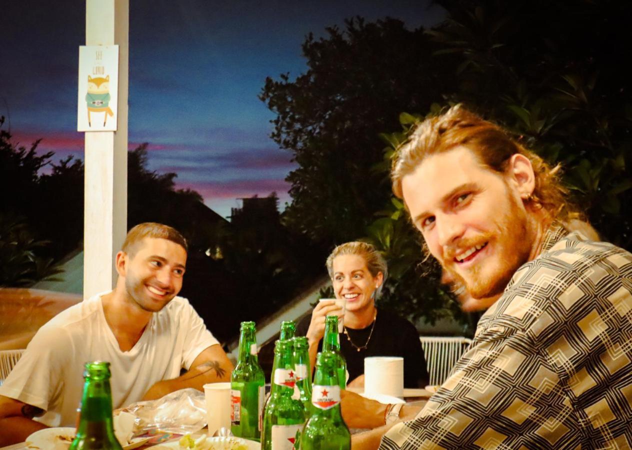 The Commotion Canggu Exteriör bild