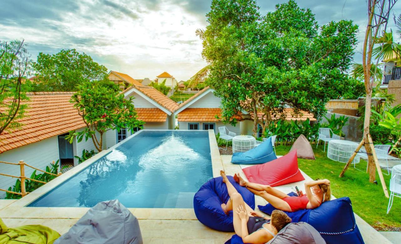 The Commotion Canggu Exteriör bild