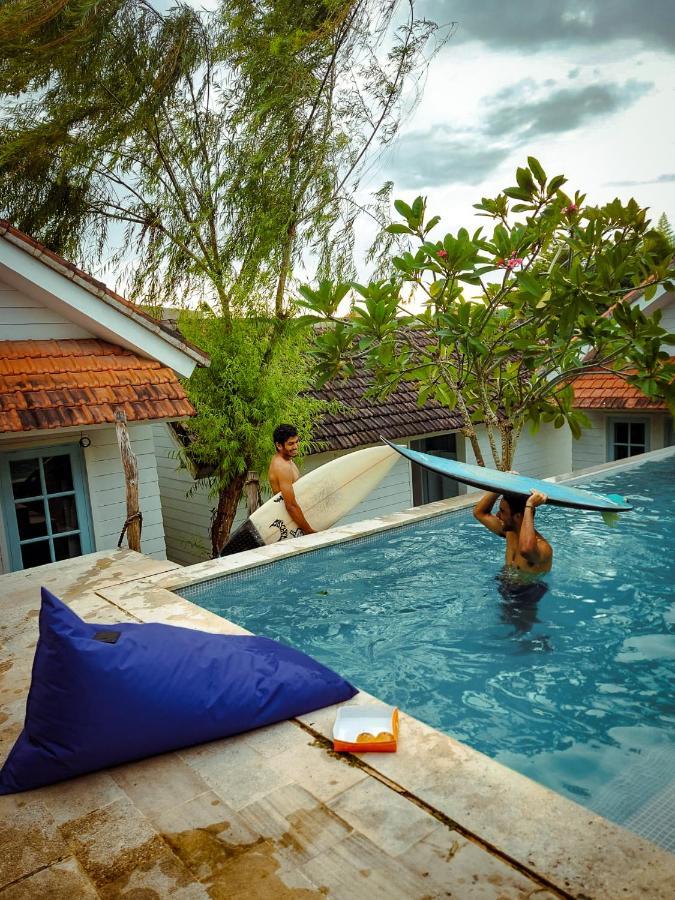 The Commotion Canggu Exteriör bild