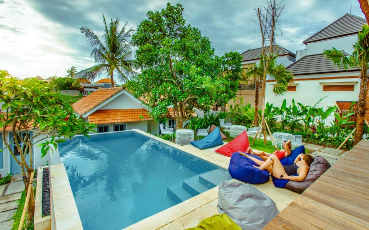 The Commotion Canggu Exteriör bild